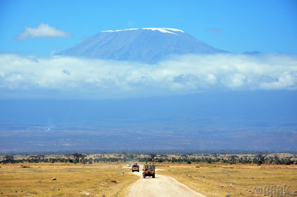 "Kilimanjaro" уул, Танзани улс