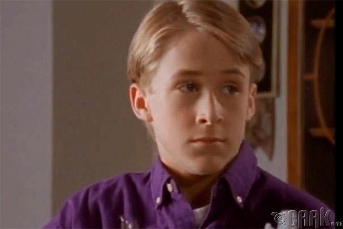 Райан Гослинг (Ryan Gosling), Are You Afraid of the Dark? TV series (1993)