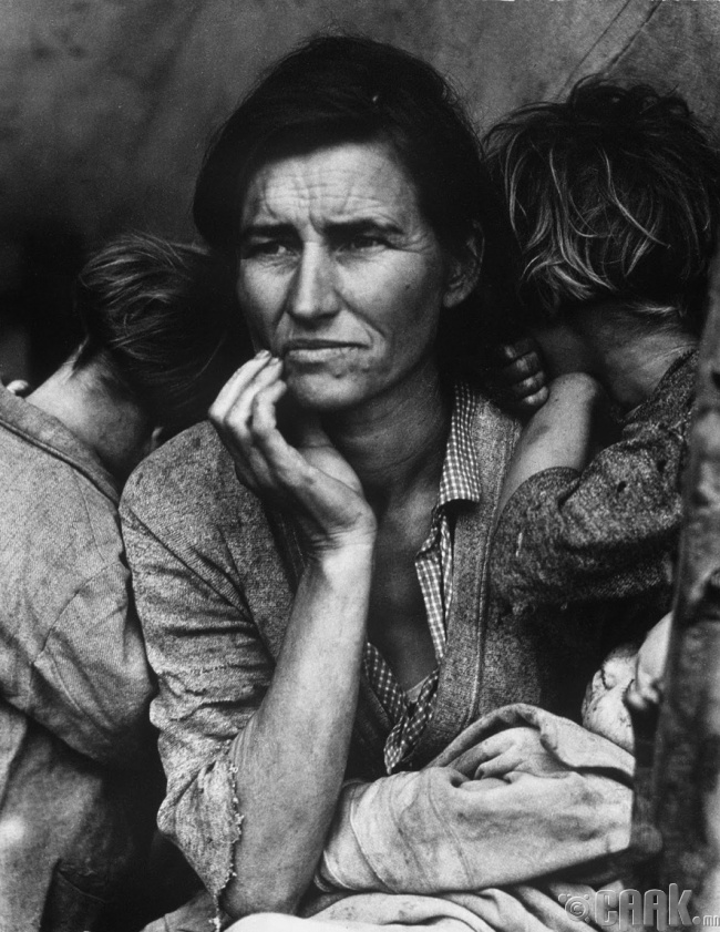 Газар тариалангийн бодлогогүй үйлдлээс болж үүссэн "Dust Bowl" шуурганаар орон гэрээ алдсан 7 хүүхдийн эх, 1936 он