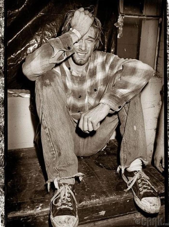 Курт Кобэйн (Curt Cobain). Түүний амьдралд хэцүүхэн явдал тохиолдсон бололтой...