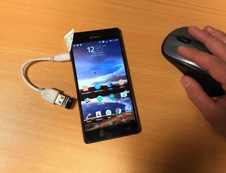 Утасны дэлгэцний мэдрэгч эвдэрсэн бол утсандаа USB хулгана залгаад удирдаж болно