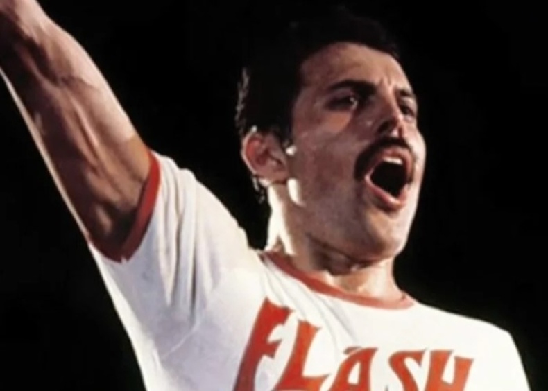 Фредди Меркури (Freddie Mercury)