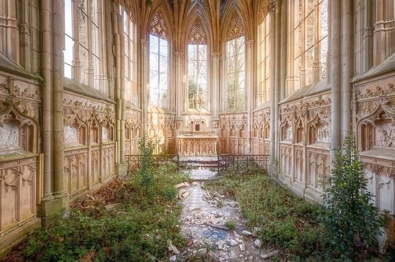 Хаягдсан сүм, Парис