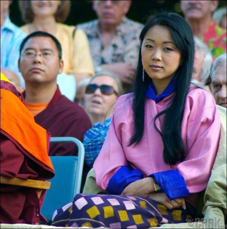 Сонам Дечен Ванчук (Sonam Dechen Wangchuk)