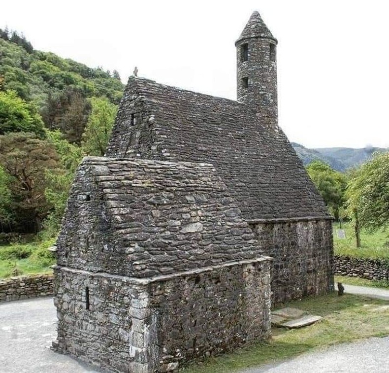 Ирландын Уидлоу дахь 900 жилийн настай сүм