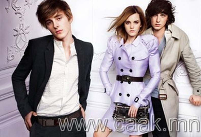 Burberry брэндийн 2010 оны хаврын шинэ загварууд