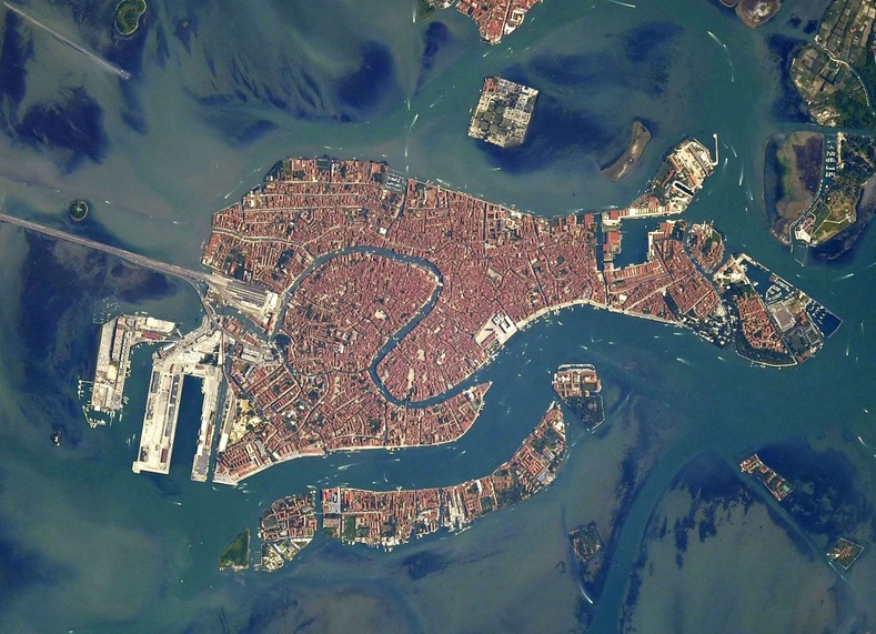 2021 оны 6-р сарын 15, Венеци хот