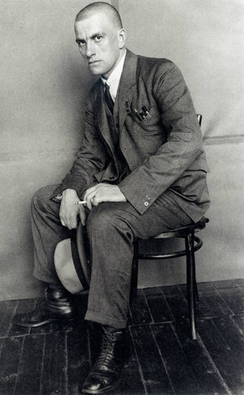 Владимир Маяковский. ЗХУ, 1923 он