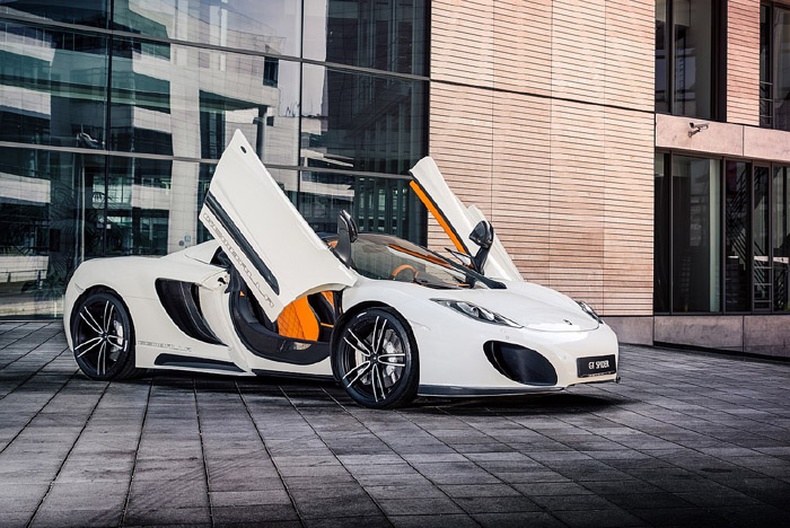 “McLaren 12C Spider”-г гайхалтай болгожээ