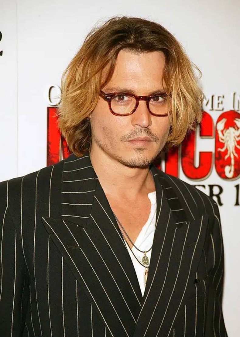 2003 он: Жонни Депп (Johnny Depp)