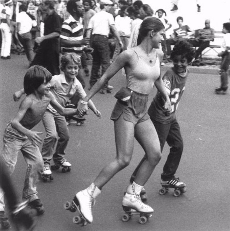 Ролик унаж буй хүүхдүүд, 1970-аад он, АНУ