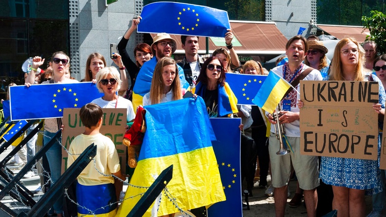 Украин, Молдав улсыг Европын холбоонд элсэх хүсэлтийг албан ёсоор хүлээж авлаа