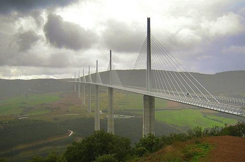 Viaduc de Millau (25 фото)