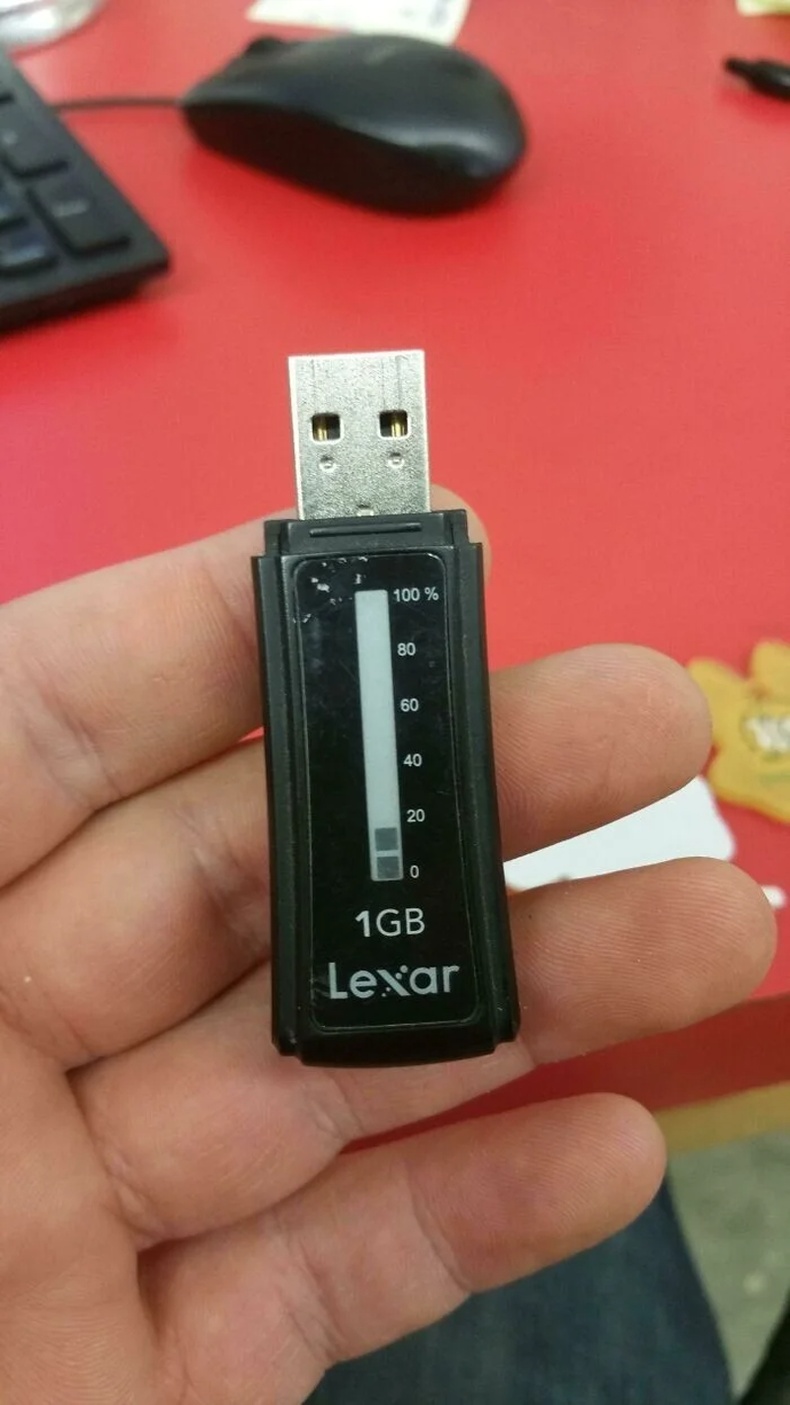 Хэдэн хувь нь дүүрсэн болохыг харуулдаг USB диск