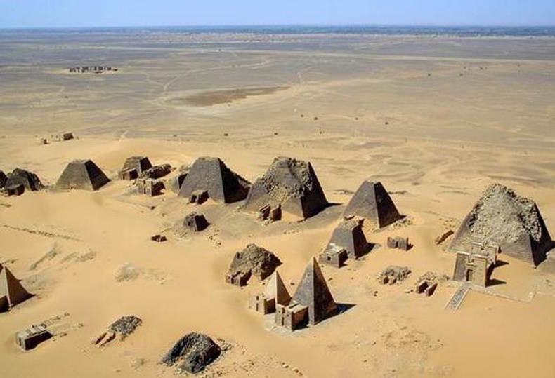 Судан улсын нутаг дэвсгэрт Египетээс ч олон эртний пирамидууд байдаг