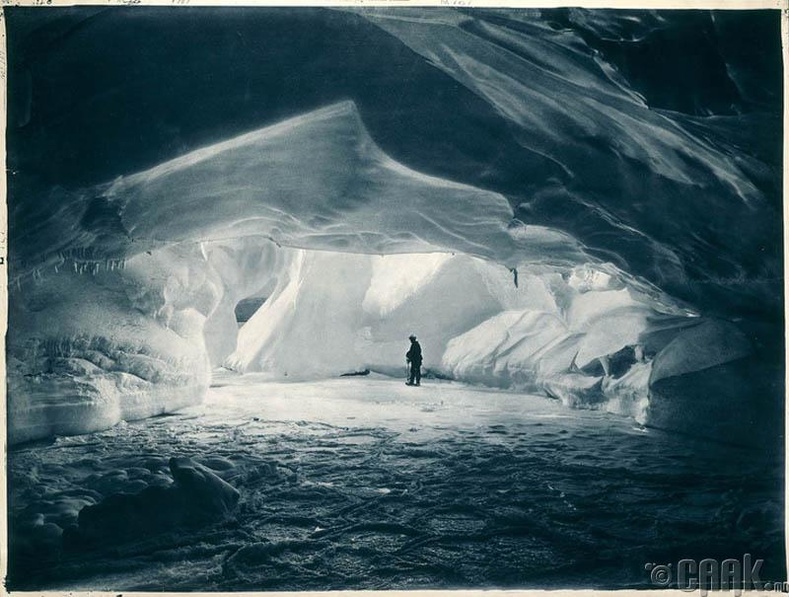 Антрактитад хөлдсөн далайн мөсөн агуй, 1911 он