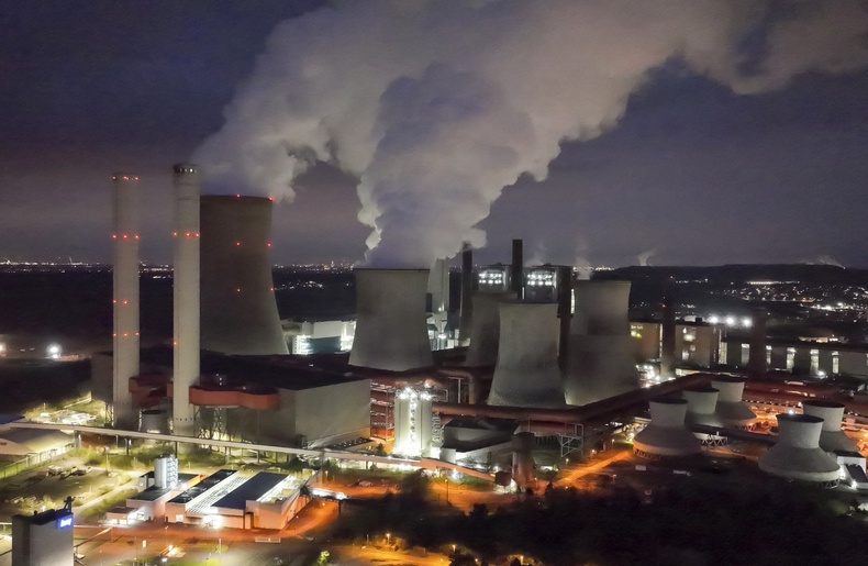Герман улсын нүүрснээс хамааралтай байдал улам нэмэгдэхээр байна