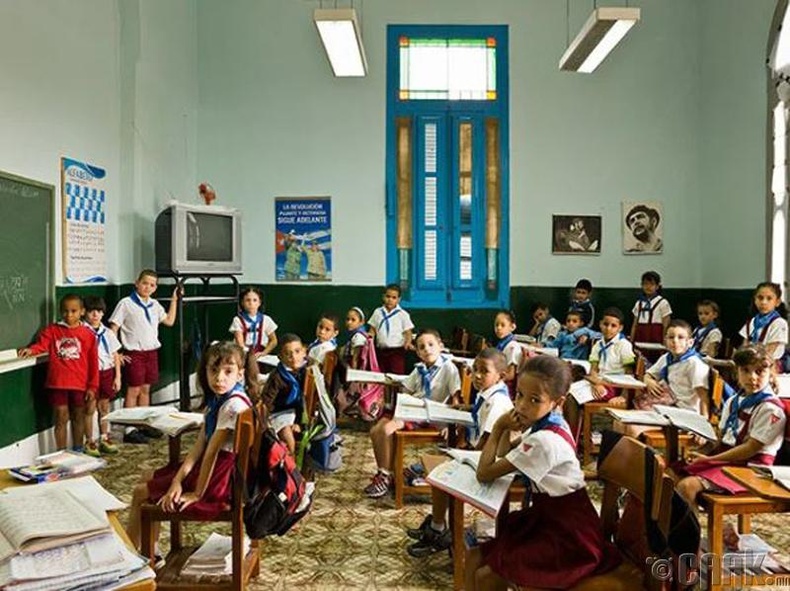 "Escuela Primaria Angela Landa" сургууль, Куба