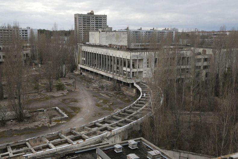 Чернобыль, Украин