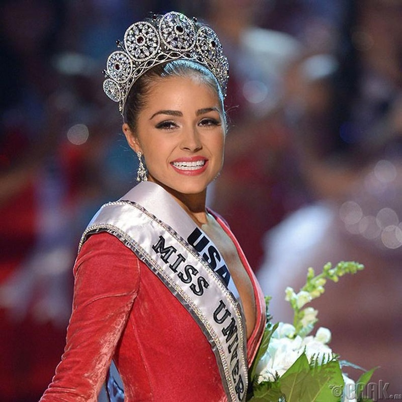 "Miss Universe-2012"-ын ялагч: Америкийн гоо бүсгүй Оливия Калпо, 20 настай, 165 см өндөр.