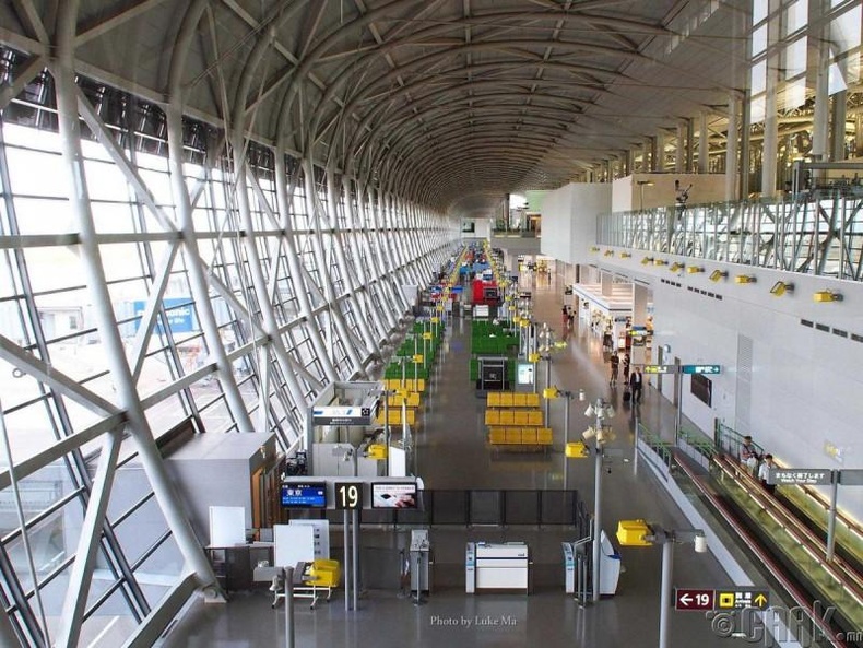 "Кансай" олон улсын нисэх онгоцны буудал - Осака, Япон