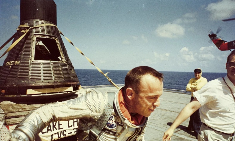 1961 он: Алан Шепард сансарт ниссэн анхны Америк хүн болжээ