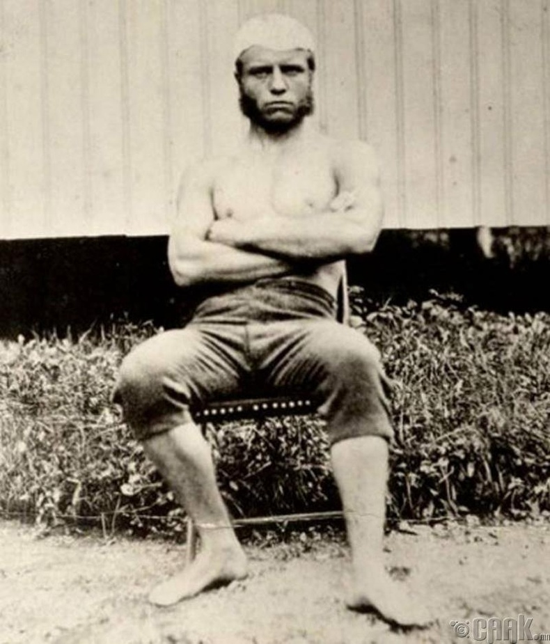 18 настай Теодор Рузвельт (1876)