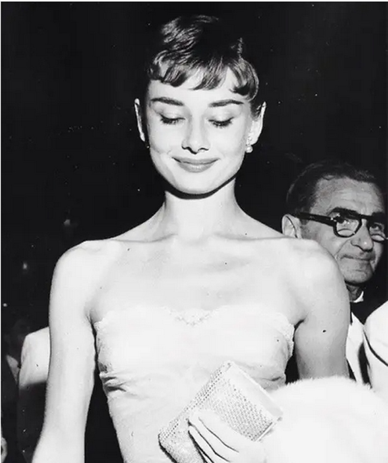 Жүжигчин Одри Хепбурн (Audrey Hepburn) - 1953 он