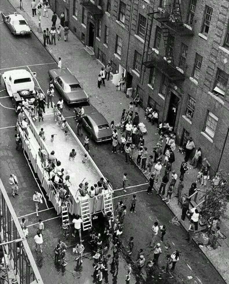 Машин дээрх усан сан, Нью-Йорк хот - 1960 он