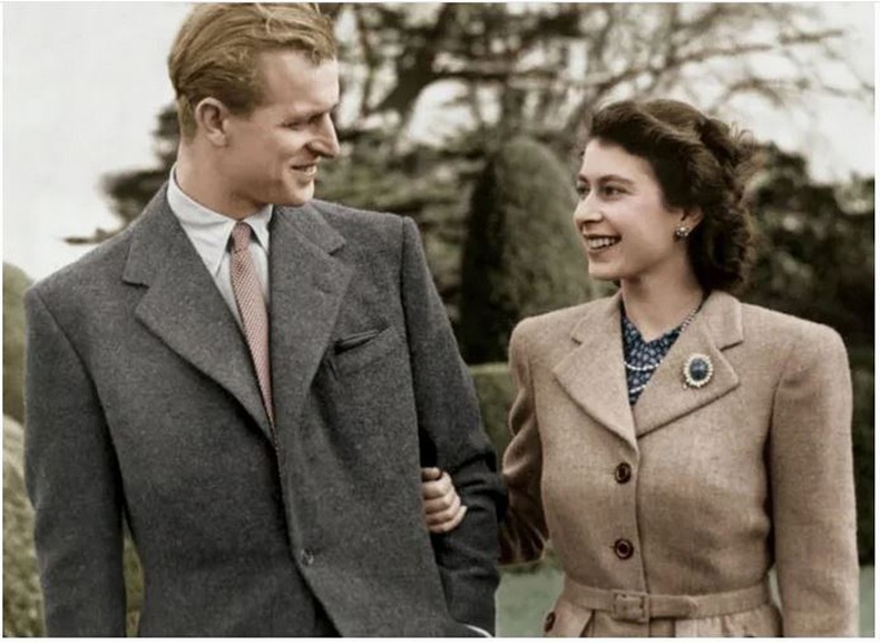 Английн хатан хаан Элизабет болон нөхөр Филипп нар гэрлээд 60 жил болжээ