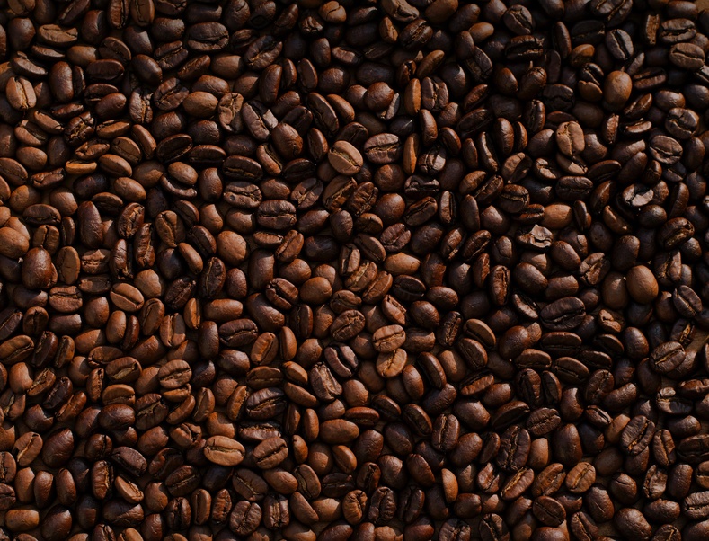 Кофег хөргөгчид хадгалснаар амт нь өөрчлөгдөх эрсдэлтэй байдаг
