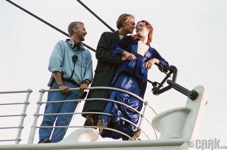 "Titanic"