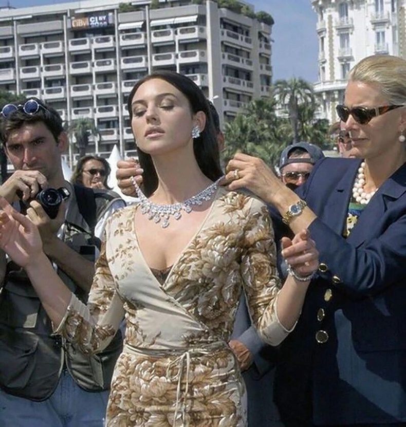 Моника Беллуччи 1997 оны Каннын кино наадмын үеэр