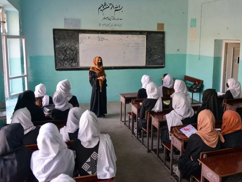 Талибууд охидын боловсролыг сэргээх талд ямар ч хариу арга хэмжээ аваагүй байна