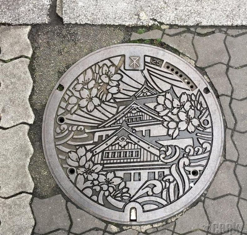 Осака хотын муу усны сувгийн таг