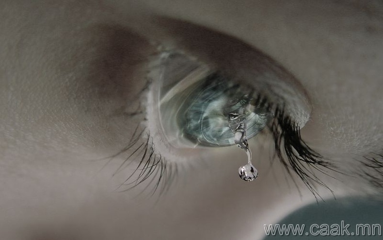 Насанд хүрсэн эр хүн хэрнээ би хүссэн зүйлээ авч чадаагүй үедээ заримдаа уйлдаг.  Энэ хэвийн үү?