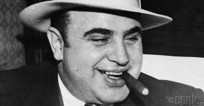 Ал Капони (Al Capone)