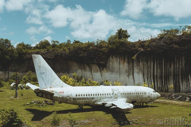 Осолдсон Boeing 737 онгоц - Бали арал, Индонези