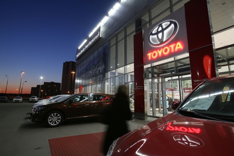 “Toyota”, “Mazda” компаниуд ОХУ дахь үйлдвэрээ бүр мөсөн хаахаар болов