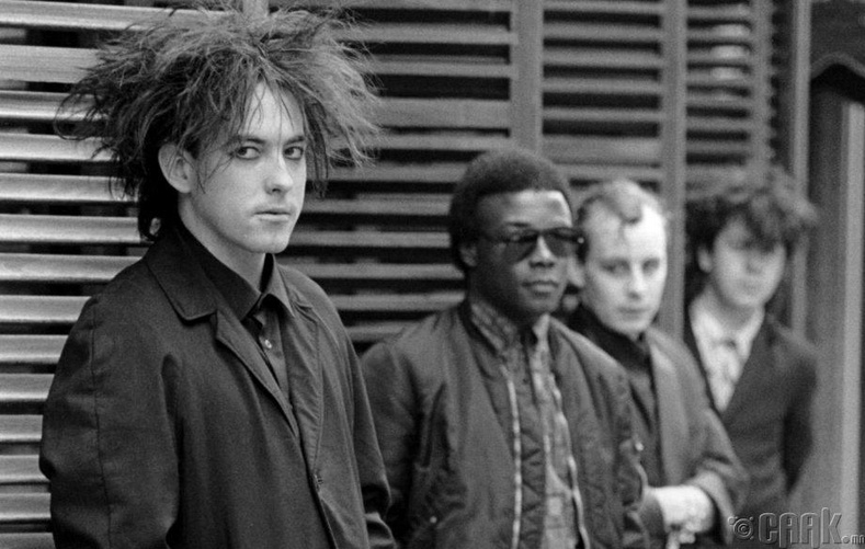 The Cure, 1987