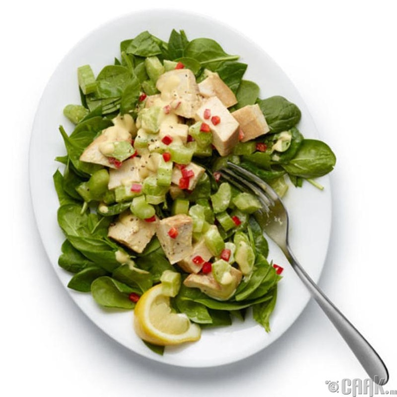 Тахианы махан салат - 266 калори