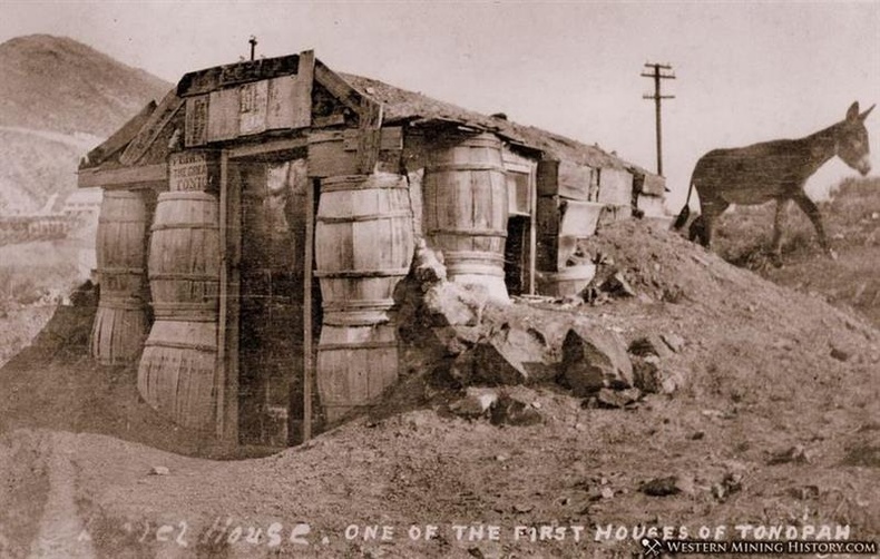 Уурхайчны торхон овоохой. Невада мужийн Тонопа, 1900-аад он.