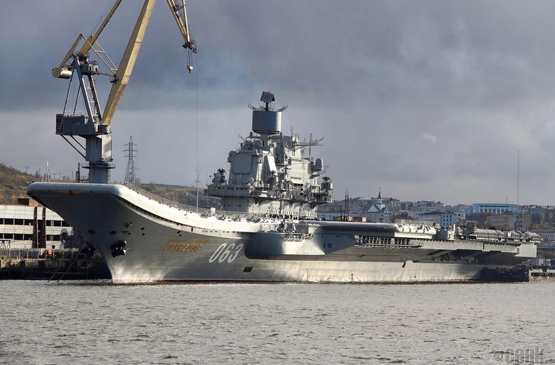 "1143" төслийн тээвэрлэгч крейсер («Адмирал Кузнецов» энэ ангилалд багтана)