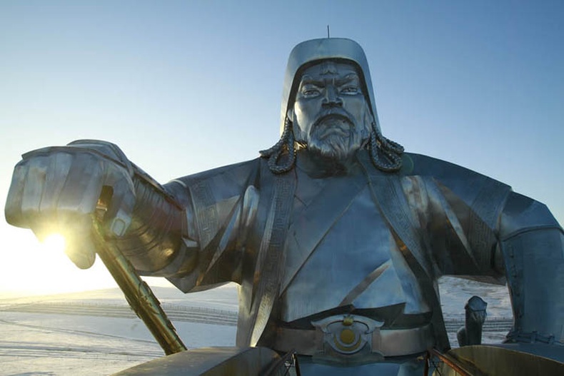 Чингис Хааны тухай гадныхны бичсэн сонирхолтой 10 баримт