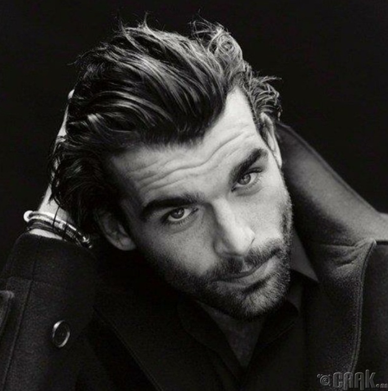 Жүжигчин Стэнли Вебер (Stanley Weber), Франц