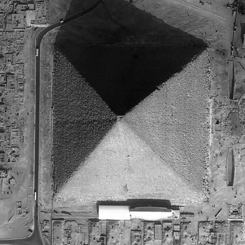 Пирамид найман талтай