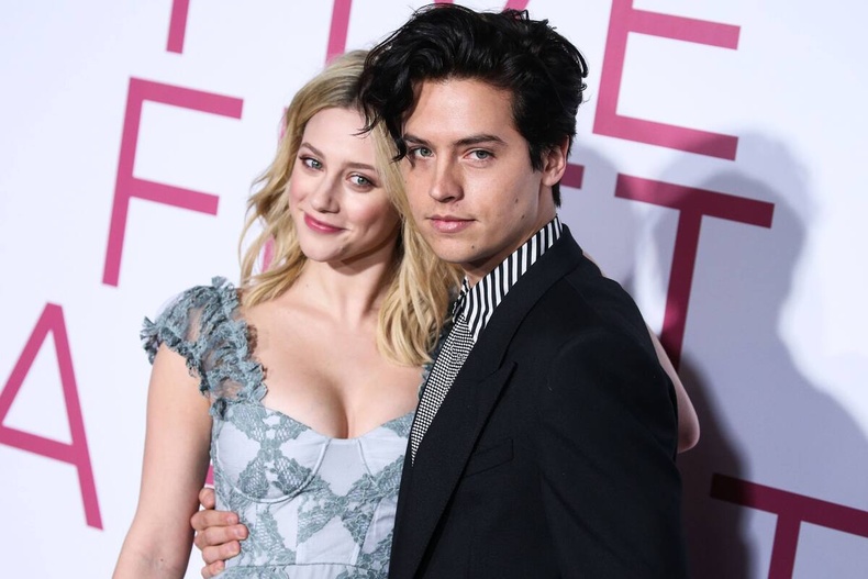 Лили Рейнхарт ба Коул Спроус (Lili Reinhart and Cole Sprouse)