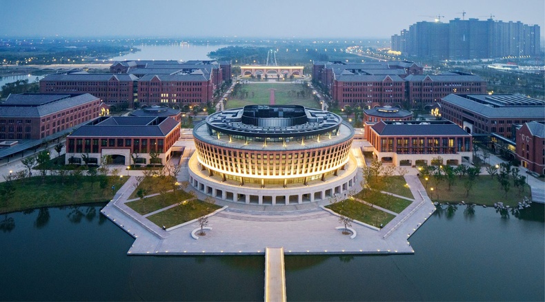 Жэжян их сургууль (Zhejiang University)