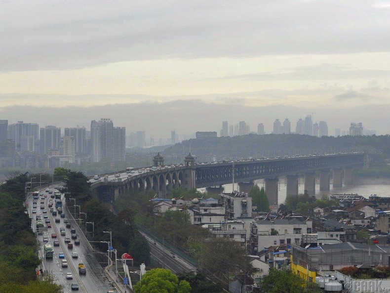 "The Wuhan Tianxingzhou Yangtze River Bridge" - 1.7 тэрбум доллар