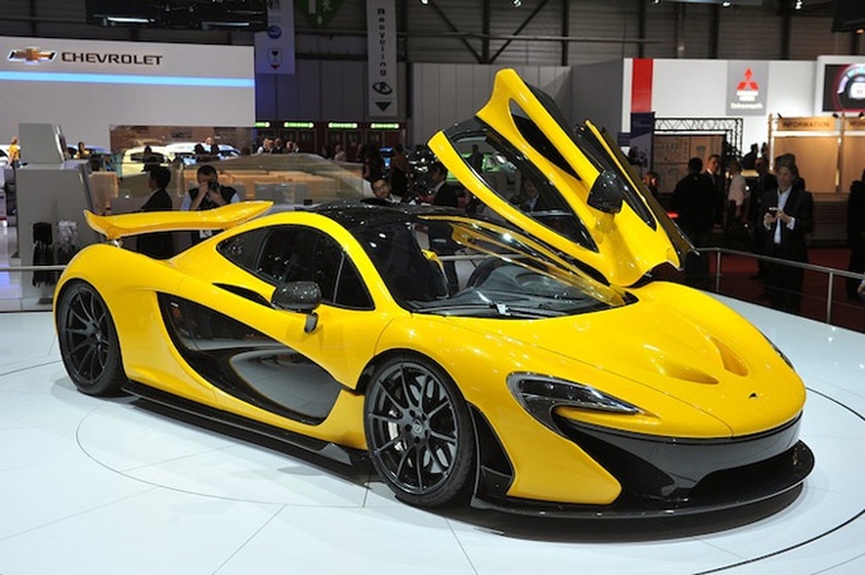 Суперкар McLaren P1 